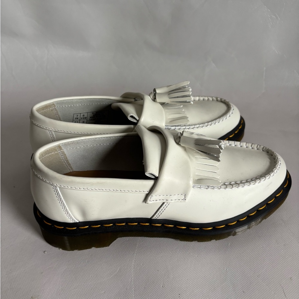 Dr. Martens Women Size 8 Adrian YS White Leather Tassel Loafers NWOT - Picture 6 of 12